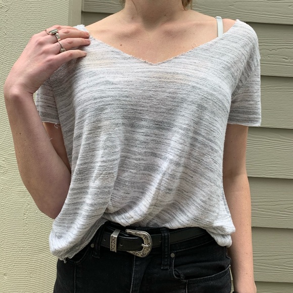 Urban outfitters grey and white heathered t shirt - Picture 1 of 3